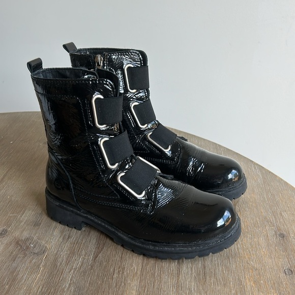 ARTICA Baldy Black Patent Leather Chunky Heel Strap Booties EU 37 US 6.5–7 - Picture 10 of 16